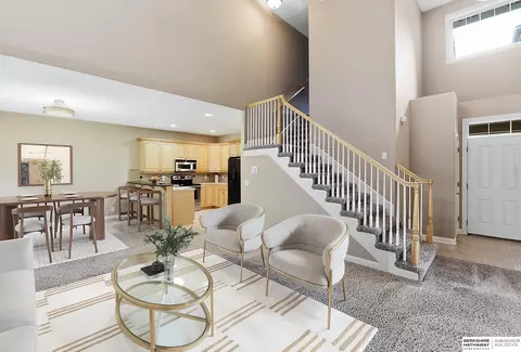 12224 Ida Plz #7-2, Omaha, NE 68142