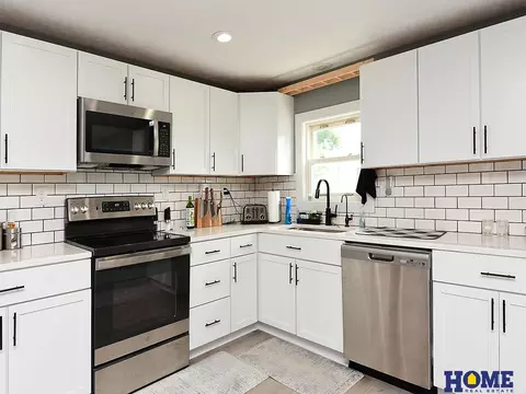 2890 Pioneers Rd, Milford, NE 68405