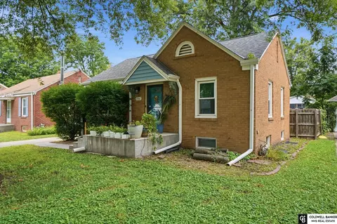 3766 A St, Lincoln, NE 68510