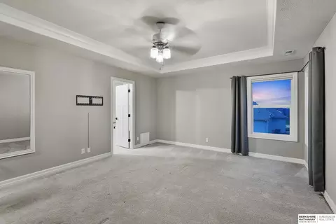 Bedroom - 925 Elm Cir, Springfield, NE 68059 photo 3 of 5