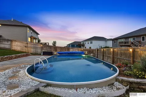 Exterior - 925 Elm Cir, Springfield, NE 68059 photo 4 of 5