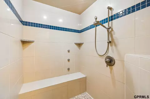 Bath - 2056 Platteview Dr, Cedar Creek, NE 68016 photo 3 of 5