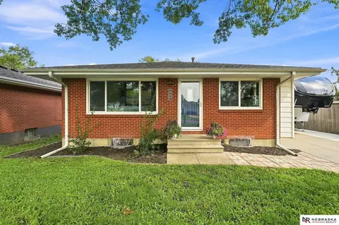 6910 Kearney Ave, Lincoln, NE 68507