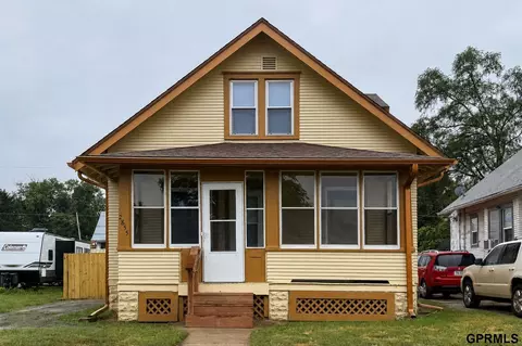 2855 Browne St, Omaha, NE 68111