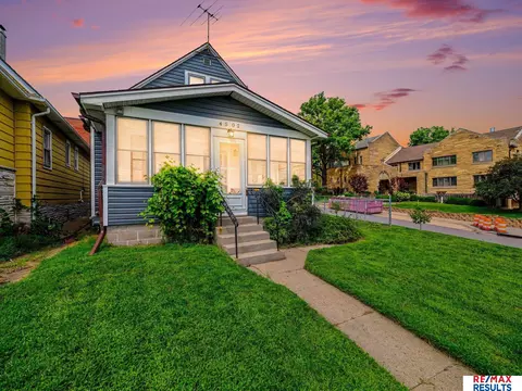 4502 S 40 St, Omaha, NE 68107