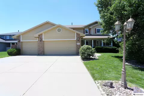 13608 S 41 Cir, Bellevue, NE 68123