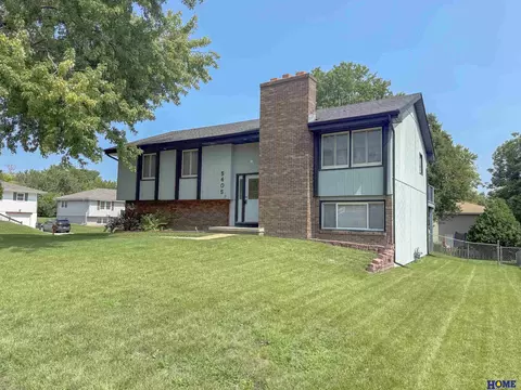 5405 S 102nd St, Omaha, NE 68127