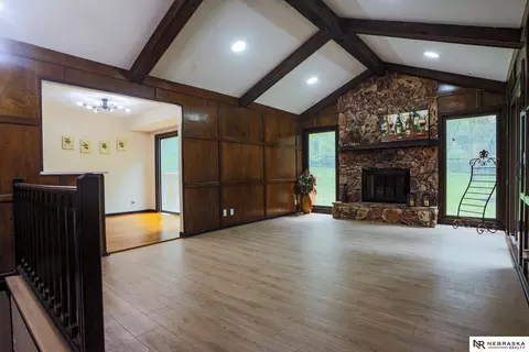 Living - 802 Moore Dr, Bellevue, NE 68005 photo 4 of 8