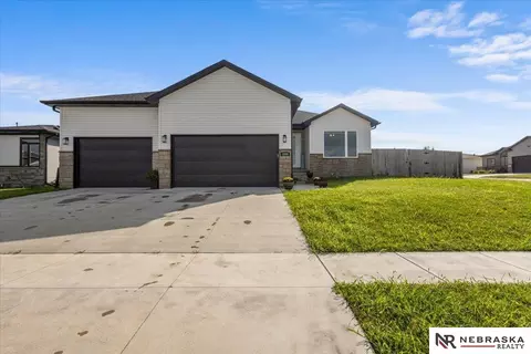 3345 N 92nd St, Lincoln, NE 68507