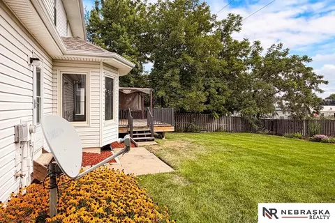 Exterior - 14465 Patrick Ave, Omaha, NE 68116 photo 7 of 7
