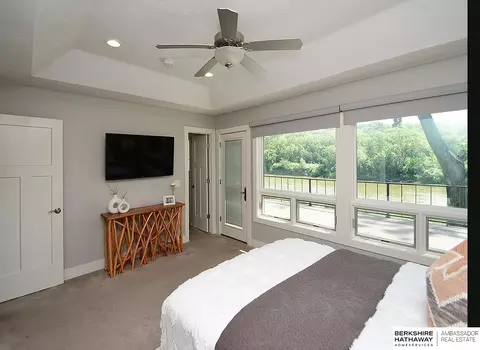 Bedroom - 621 Riverside Dr, Waterloo, NE 68069 photo 3 of 4