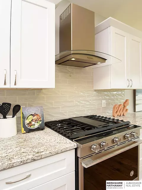 Kitchen - 621 Riverside Dr, Waterloo, NE 68069 photo 6 of 6
