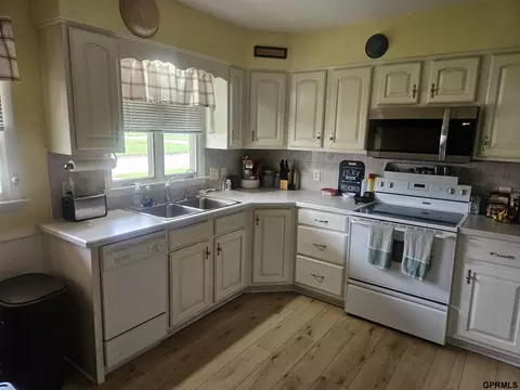 Kitchen - 315 N 7th St, Lyons, NE 68038 photo 1 of 3