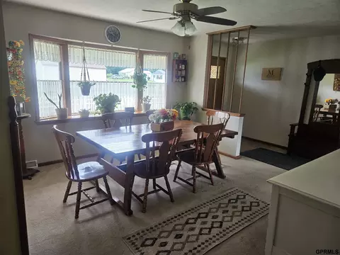 Dining - 315 N 7th St, Lyons, NE 68038 photo 1 of 2