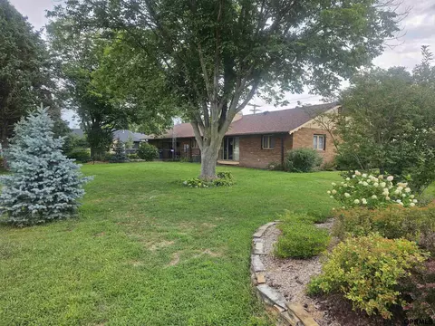 Exterior - 315 N 7th St, Lyons, NE 68038 photo 3 of 7