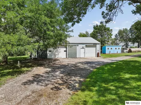 Exterior - 11550 S 7th St, Roca, NE 68430 photo 4 of 7