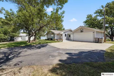 Exterior - 11550 S 7th St, Roca, NE 68430 photo 2 of 7