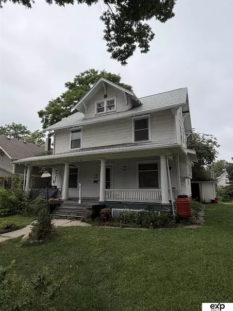 521 S 28th St, Lincoln, NE 68510