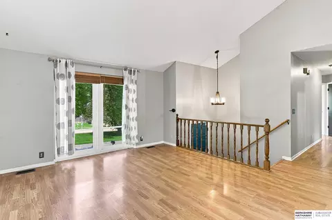 Living - 13109 Patrick Cir, Omaha, NE 68164 photo 3 of 4