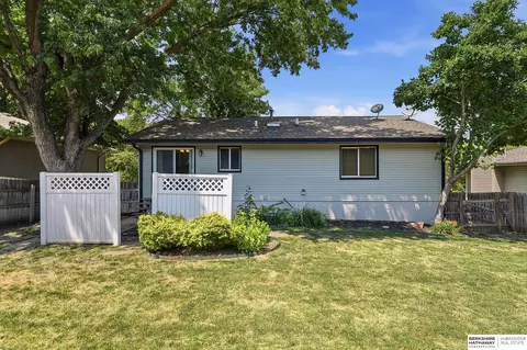Exterior - 13109 Patrick Cir, Omaha, NE 68164 photo 7 of 7