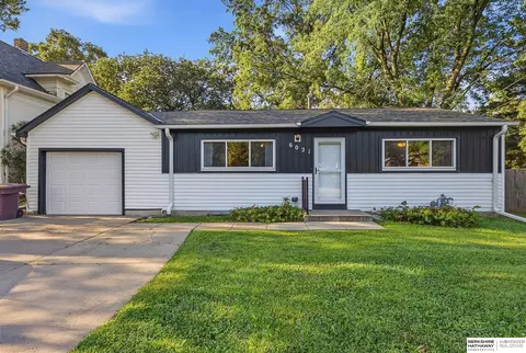6021 Holdredge St, Lincoln, NE 68505