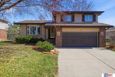 4940 S 73rd St, Lincoln, NE 68516