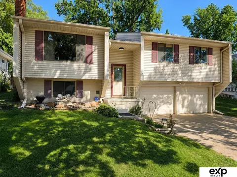 6311 S 143rd St, Omaha, NE 68137