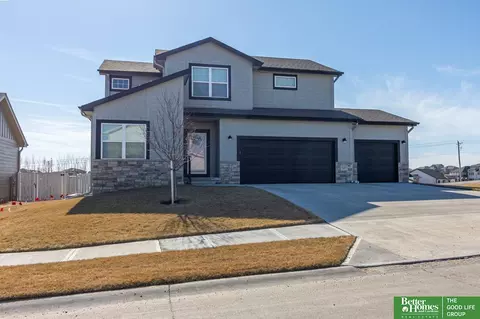 18363 Sage St, Omaha, NE 68136