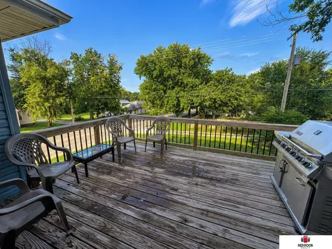 Exterior - 1301 N 9th St, Beatrice, NE 68310 photo 3 of 3