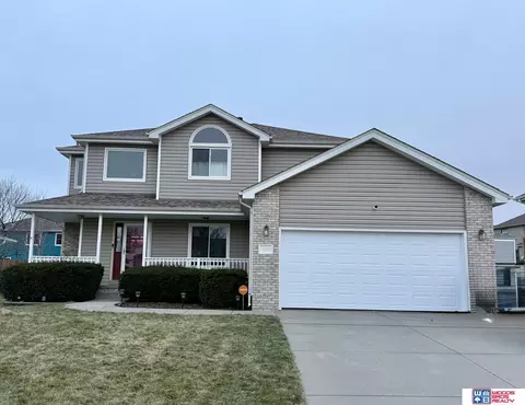 3257 Prairieview Dr, Lincoln, NE 68504