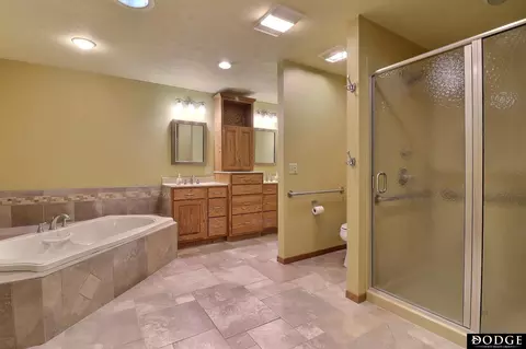 Bath - 1009 Howard St, Scribner, NE 68057 photo 1 of 3