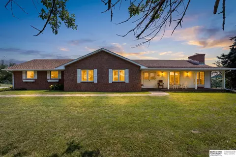4472 County Road P43, Fort Calhoun, NE 68023