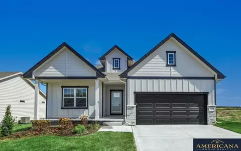 11234 Pintail Dr, Papillion, NE 68046