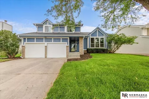 4914 Greene Ave, Omaha, NE 68157
