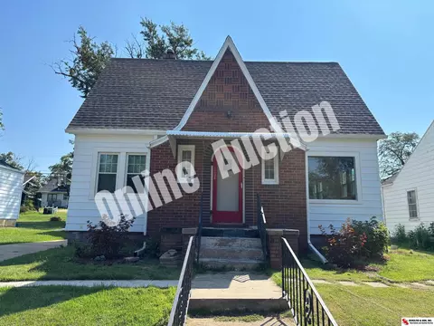 1308 G St, Fairbury, NE 68352