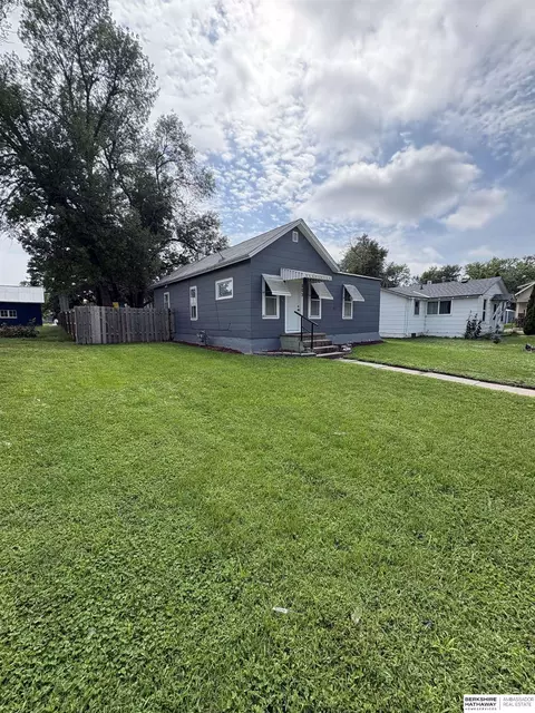 Exterior - 503 E Grant St, Hooper, NE 68031 photo 3 of 8