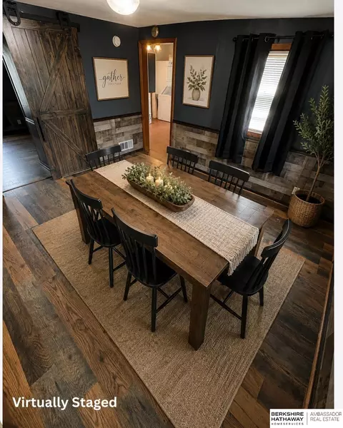 Dining - 503 E Grant St, Hooper, NE 68031 photo 3 of 3