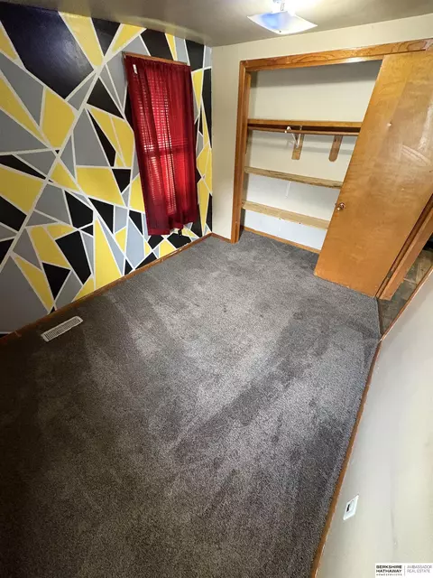 Bedroom - 503 E Grant St, Hooper, NE 68031 photo 2 of 4