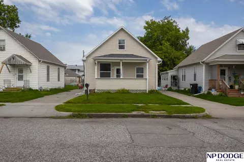 312 W 6th St, Fremont, NE 68025