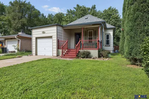 2509 S 8th St, Lincoln, NE 68502