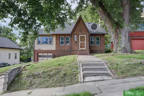 3041 Ida St, Omaha, NE 68112