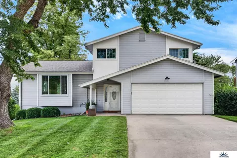 3205 S 130 Cir, Omaha, NE 68144