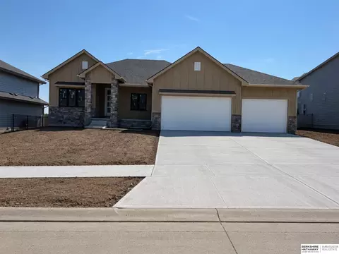 11313 S 191st Ave, Gretna, NE 68028