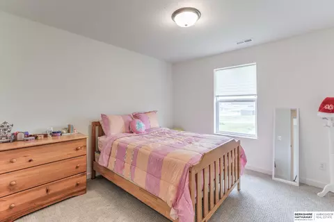 Bedroom - 16909 Daniel St, Bennington, NE 68007 photo 5 of 5