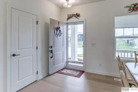 Entry Way - 16909 Daniel St, Bennington, NE 68007 photo 1 of 4