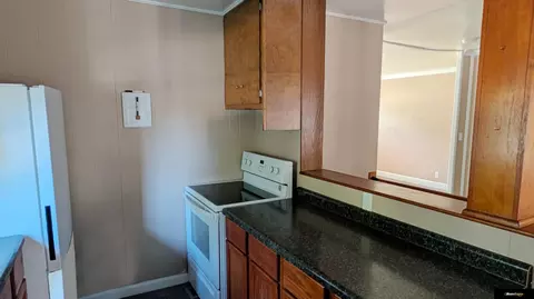Kitchen - 1801 S 4 St, Beatrice, NE 68310 photo 2 of 2
