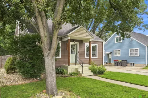3620 Everett St, Lincoln, NE 68506