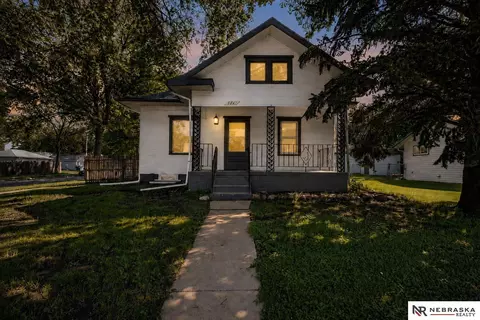 6841 Havelock Ave, Lincoln, NE 68507