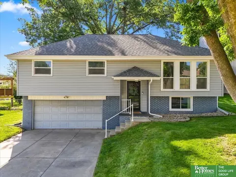 2724 N 125th Cir, Omaha, NE 68164