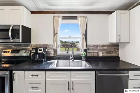 Kitchen - 102 Main St, Ithaca, NE 68033 photo 4 of 6